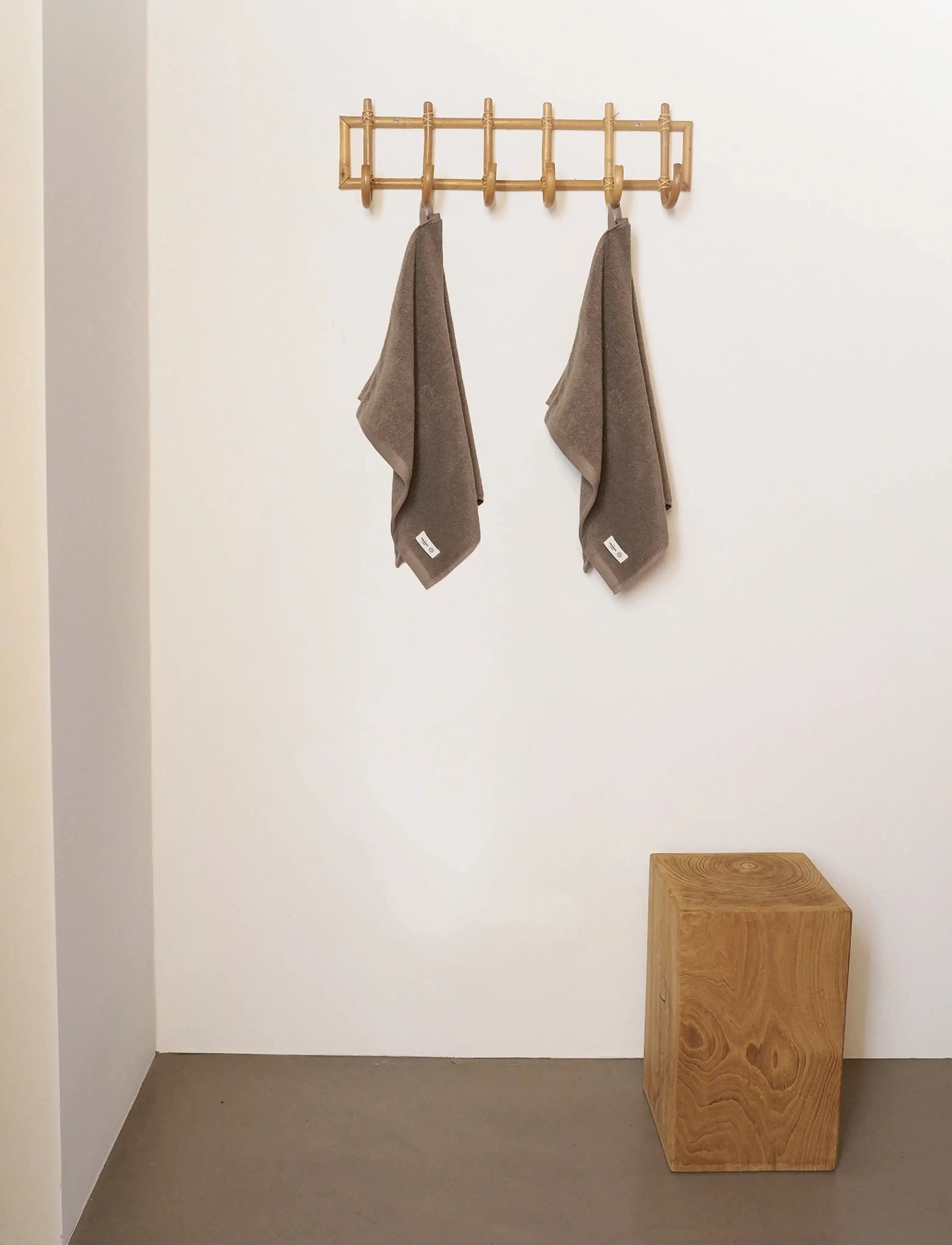 The Organic Company Mild Hand Towel (2 Pack), 50X 80 cm, Towels & Bath Towels, Grau - Homeware
