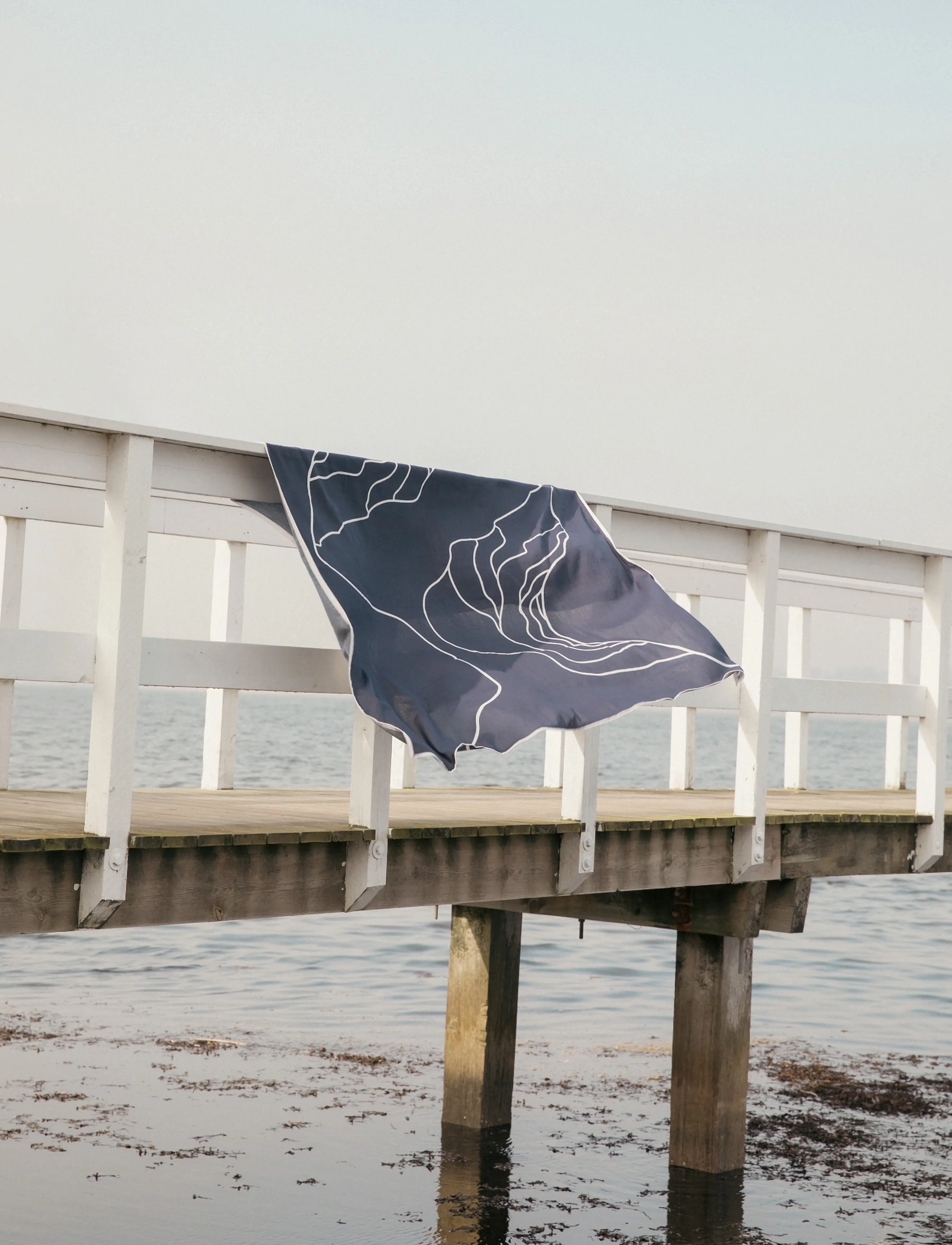 The Organic Company Reconnect Bundle 1 (3 Items), One Size, Cushions & Blankets, Marineblau - Blankets Throws, Frauen