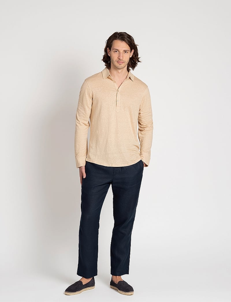 The Resort Co. - Linen Jersey Popover Sand - leinenhemden - sand - 0
