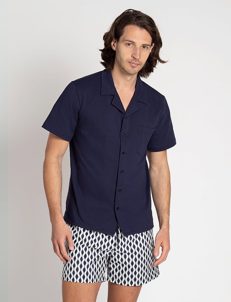 The Resort Co. - Piqué Resort Shirt Navy - kortærmede skjorter - navy - 3