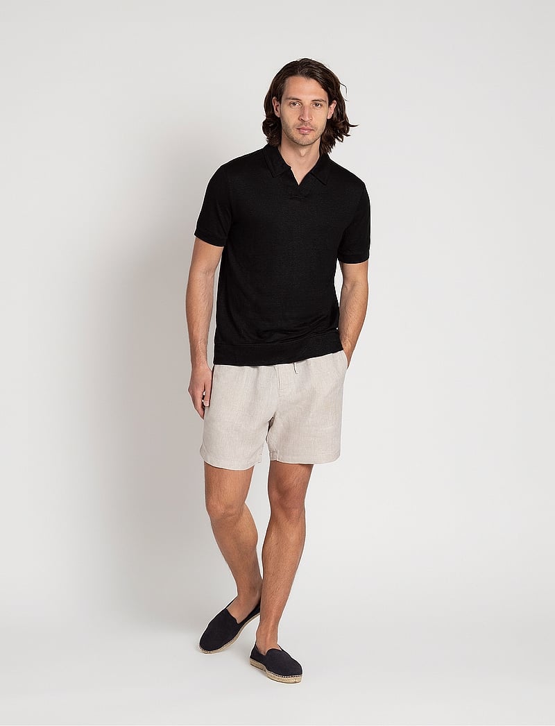 The Resort Co. - Resort Polo All Black - kortærmede poloer - black - 0