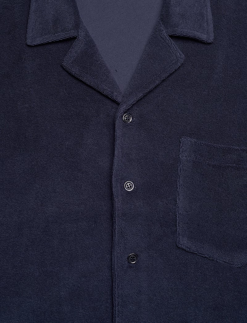 The Resort Co. - Terry Resort Shirt Navy - short-sleeved shirts - navy - 5
