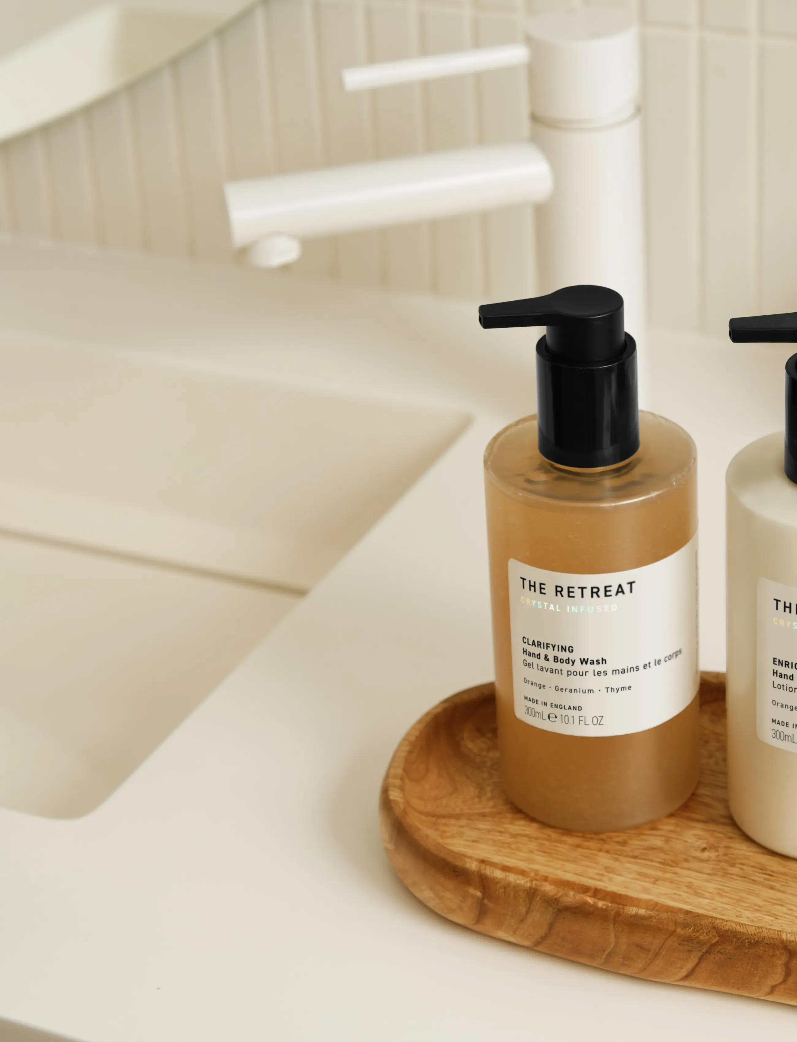 The Retreat - The Retreat CLARIFYING Hand & Body Wash - shower gel & bruseolier - 1017 - 3
