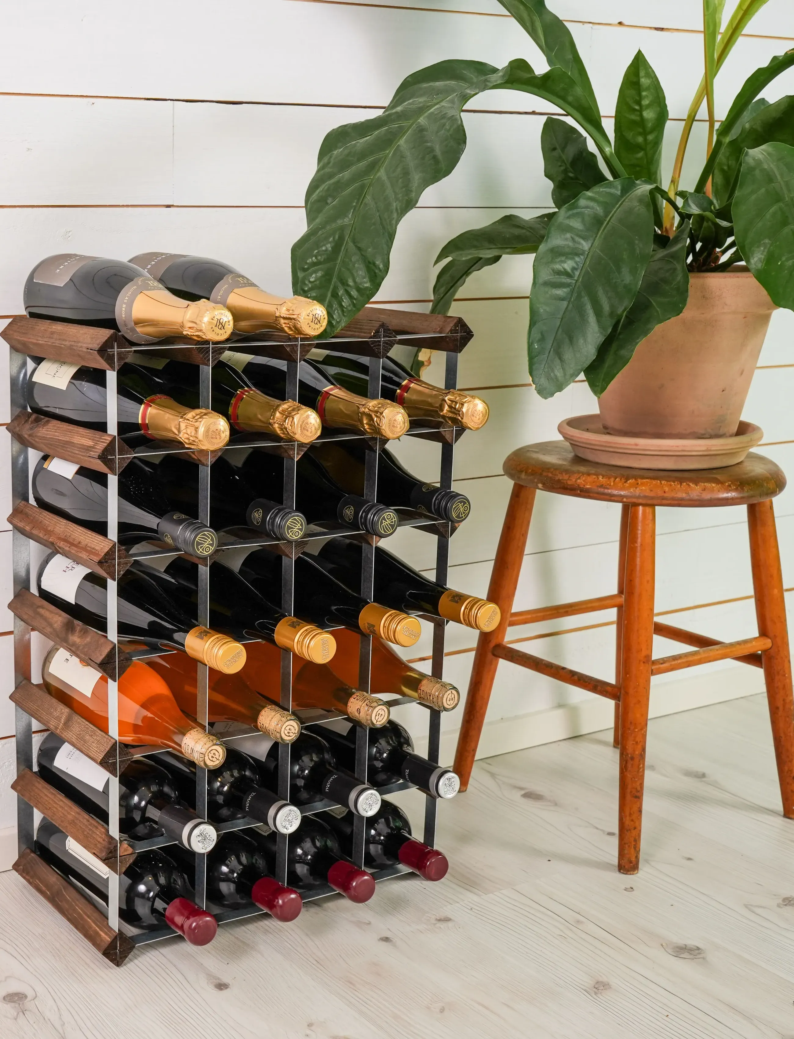 The Swedish Wine Rack Factory Sæt Til Selvmontering Af 30 Flasker, Mørkt Træ, One Size, Furniture, Mehrfarbig/gemustert - Shelves, Homeware