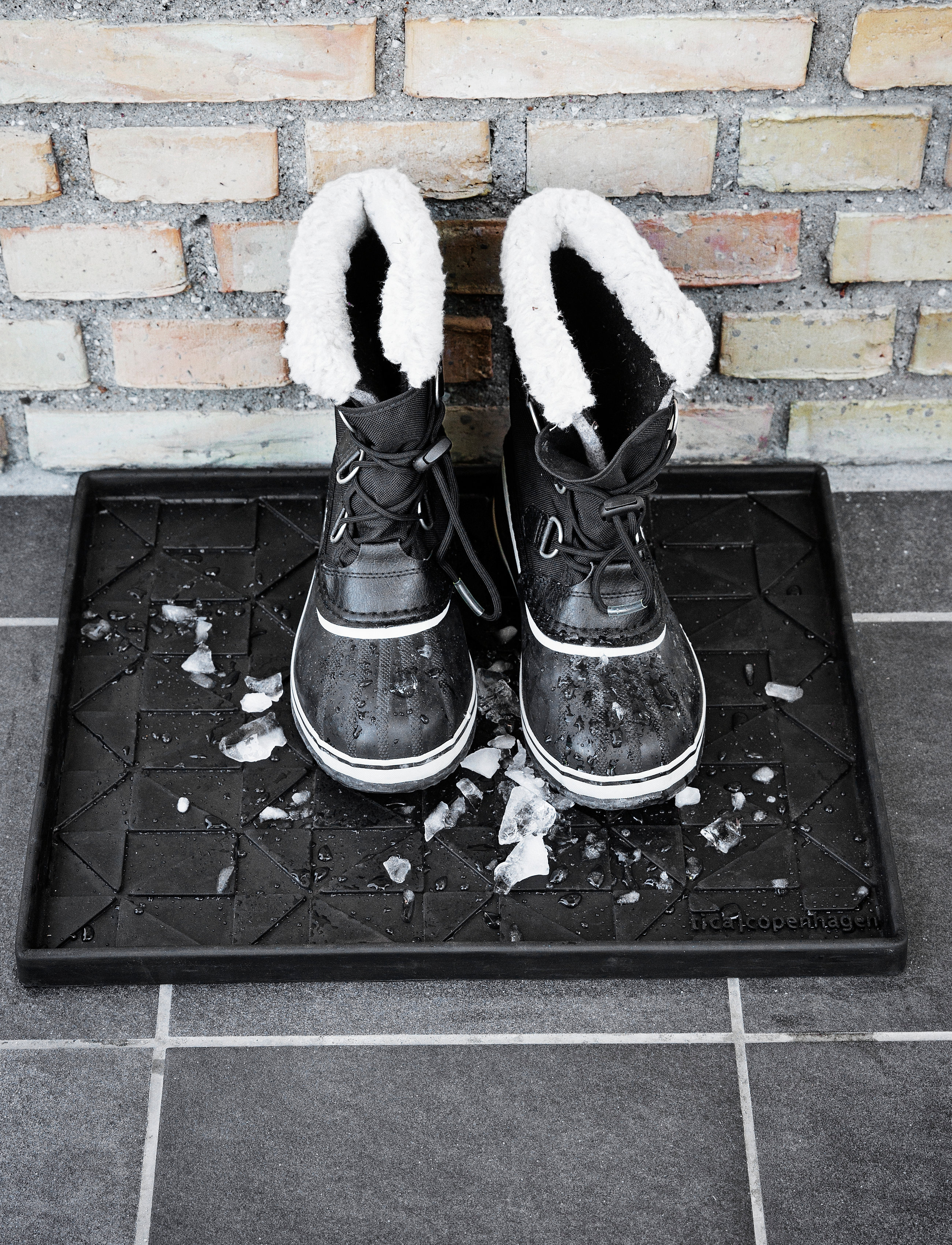 tica copenhagen - Shoe and boot tray rubber - skoreoler & skobakker - graphic design - 3