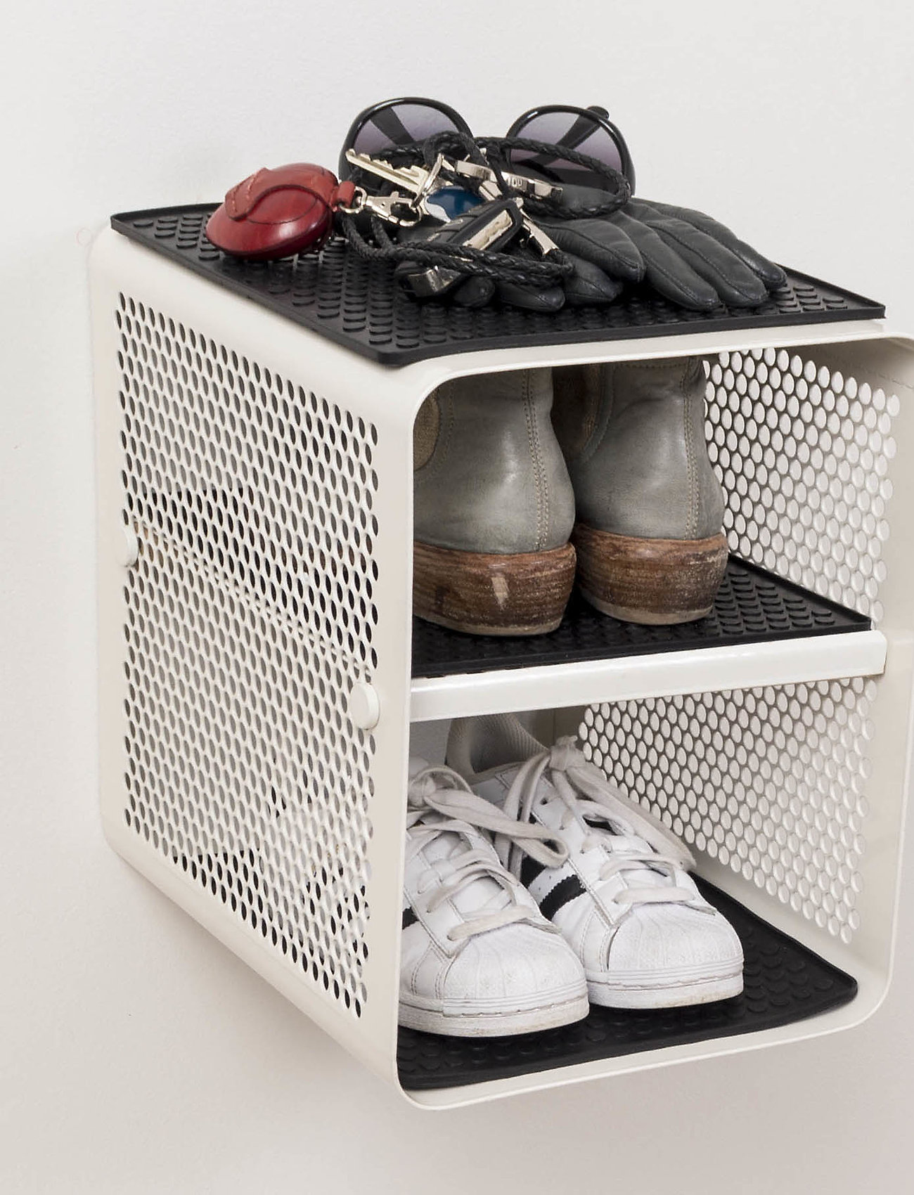 tica copenhagen - Rubber mat for metal racks - uksematid - black - 5