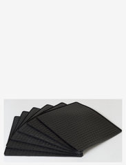 tica copenhagen - Rubber mat for metal racks - dørmatter - black - 3