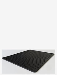 tica copenhagen - Rubber mat for metal racks - dørmatter - black - 4