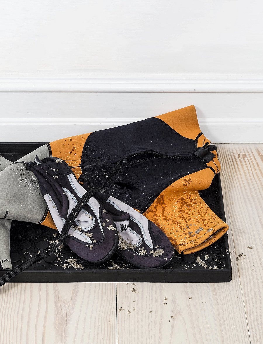 tica copenhagen - Shoe and boot tray rubber - madalaimad hinnad - dot design - 4