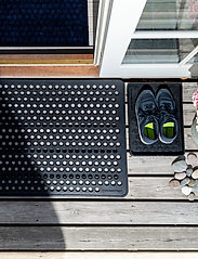 tica copenhagen - Doormat rubber, 90x60 cm - dørmåtter - dot design - 5