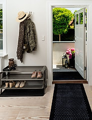tica copenhagen - Doormat rubber, 90x60 cm - durų kilimėliai - dot design - 8