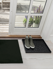 tica copenhagen - Shoe and boot tray rubber, M:48x38x3 cm - home - leaves design - 4