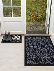 tica copenhagen - Floormat polyamide, 120x67 cm, footwear design - dørmåtter - black/grey - 5