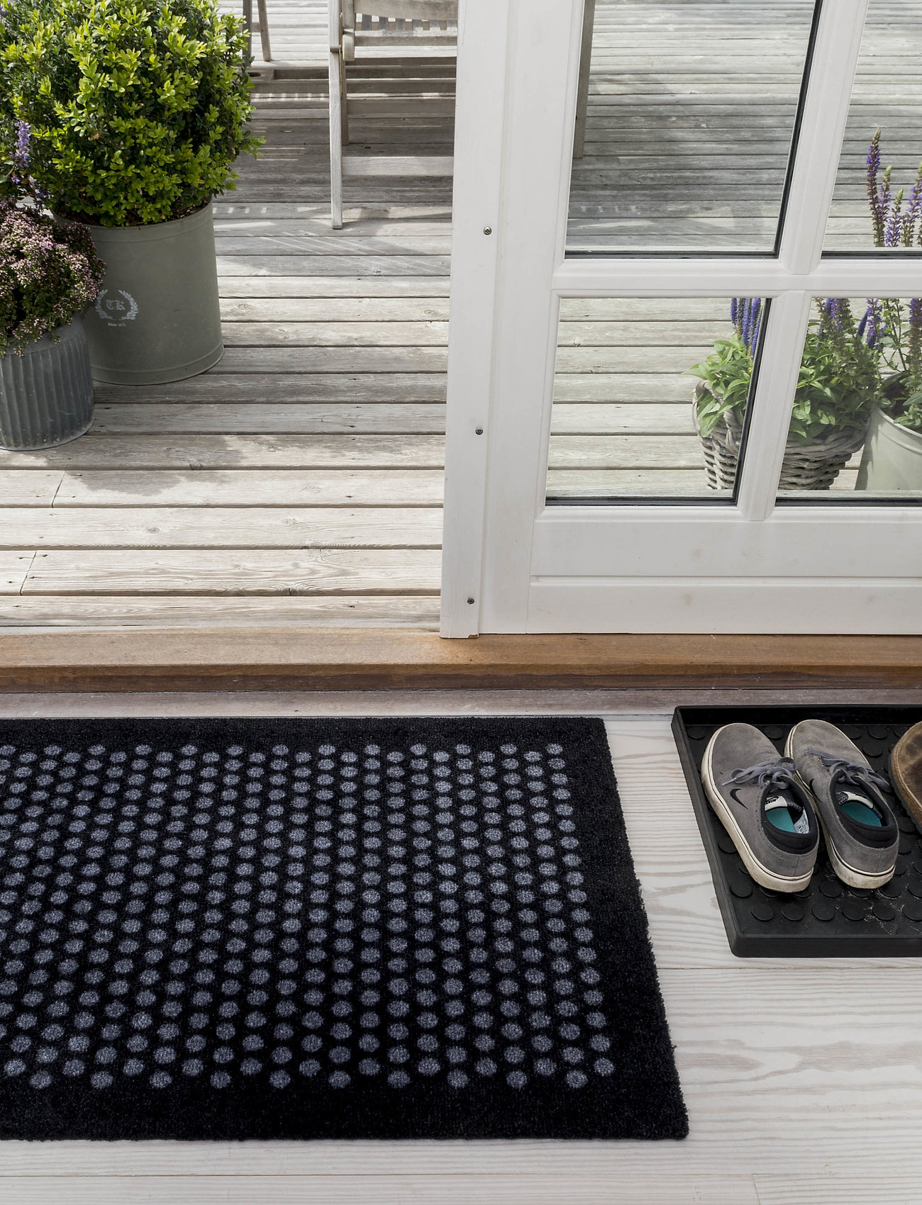 tica copenhagen - Floormat polyamide, 90x60 cm, dot design - dörrmattor - black/grey - 5
