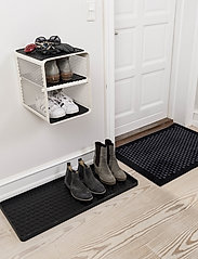 tica copenhagen - Floormat polyamide, 90x60 cm, dot design - laveste priser - black/grey - 7