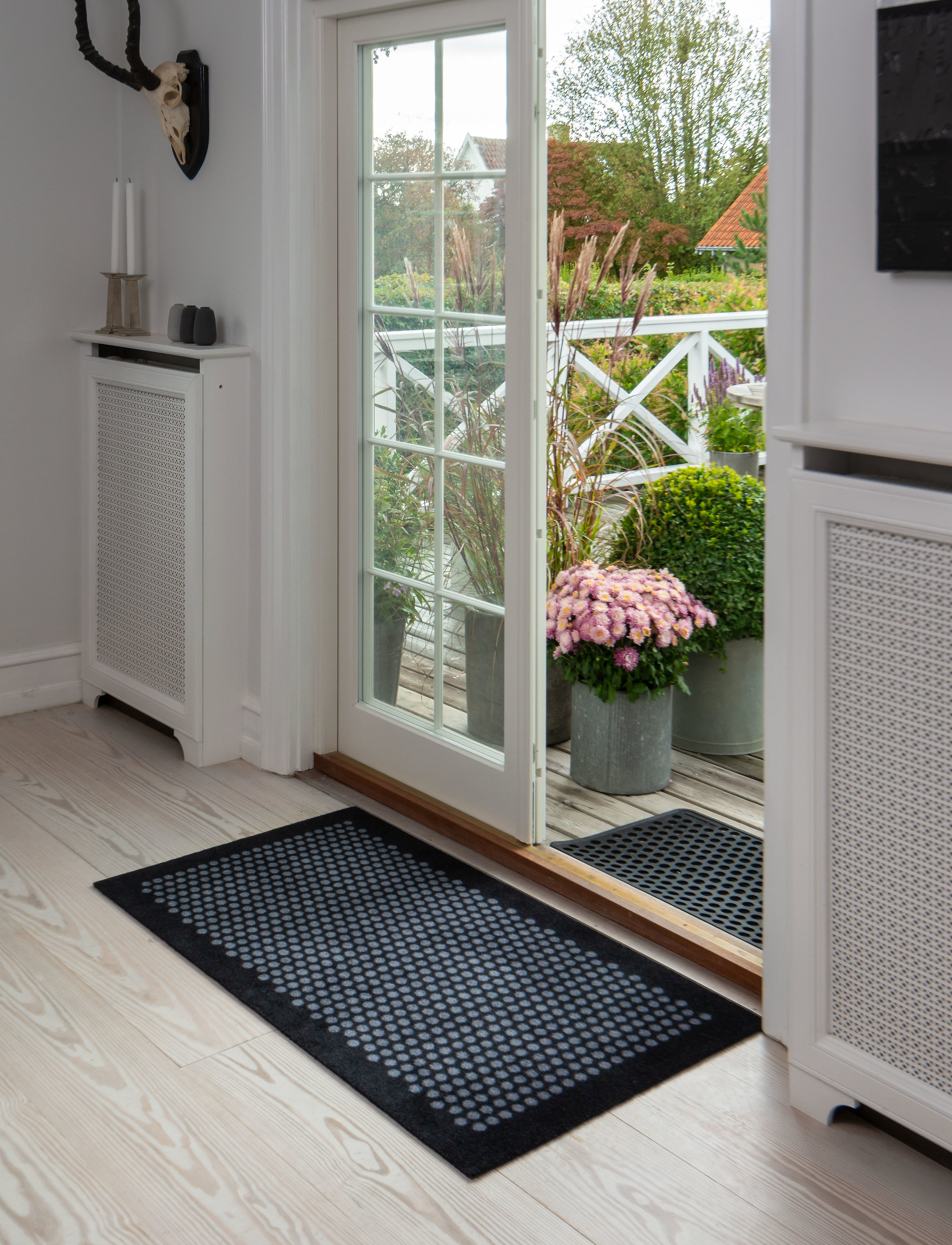 tica copenhagen Floormat Polyamide, 120X67 Cm, Dot Design, 120X67X0.7 cm, Rugs & Carpets, Schwarz - Door Mats, Homeware