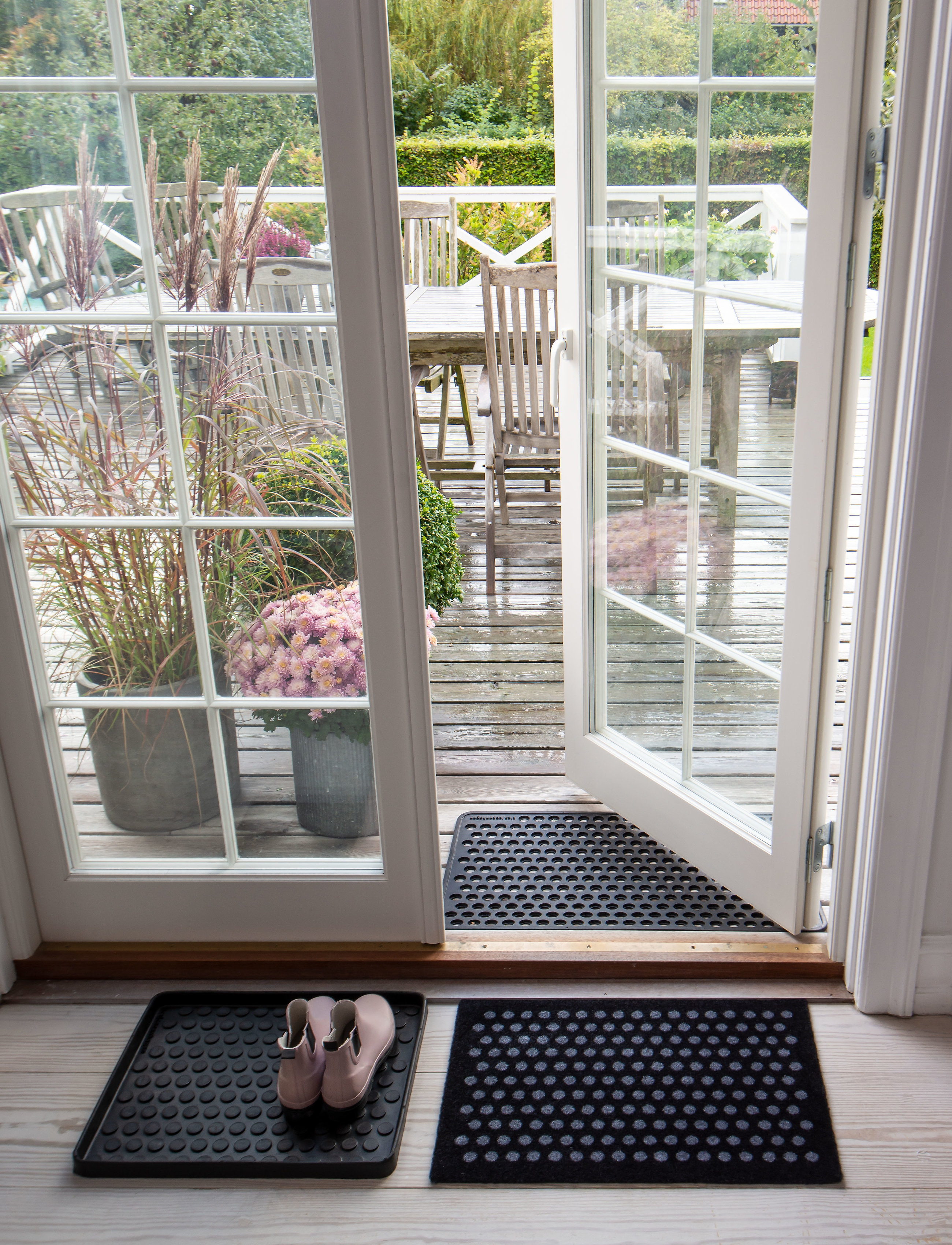 tica copenhagen Floormat Polyamide, 60X40 Cm, Dot Design, 60X40X0.7 cm, Rugs & Carpets, Schwarz - Door Mats, Homeware