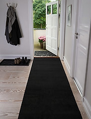 tica copenhagen - Floormat polyamide, 200x67 cm, unicolor - käytävämatot - black - 4