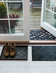 tica copenhagen - Floormat polyamide, 60x40 cm, lines design - de laveste prisene - dark grey - 7