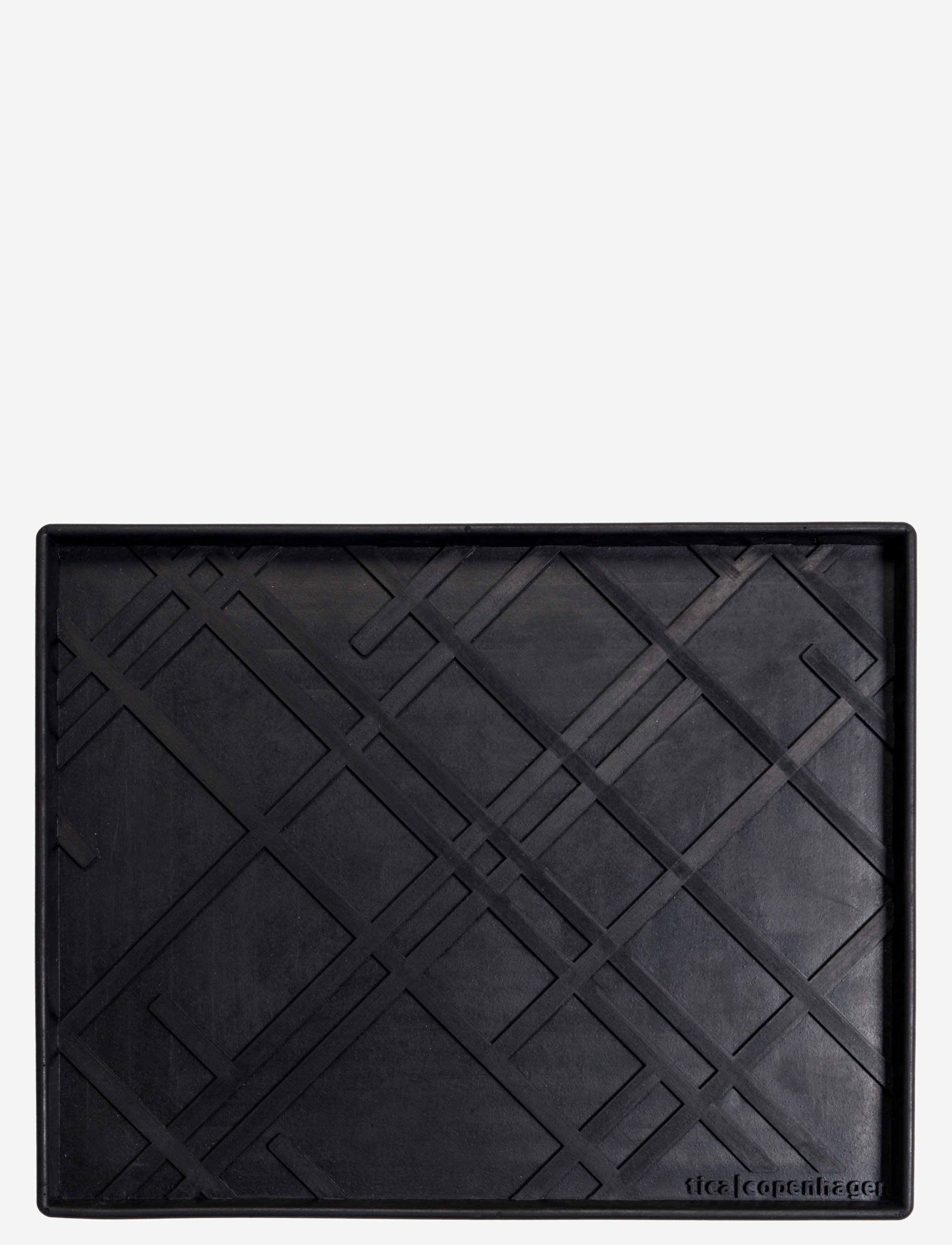 tica copenhagen - Shoe and boot tray rubber - skoreoler & skobakker - lines design - 2