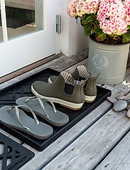tica copenhagen - Shoe and boot tray rubber, M:48x38x3 cm - die niedrigsten preise - lines design - 8