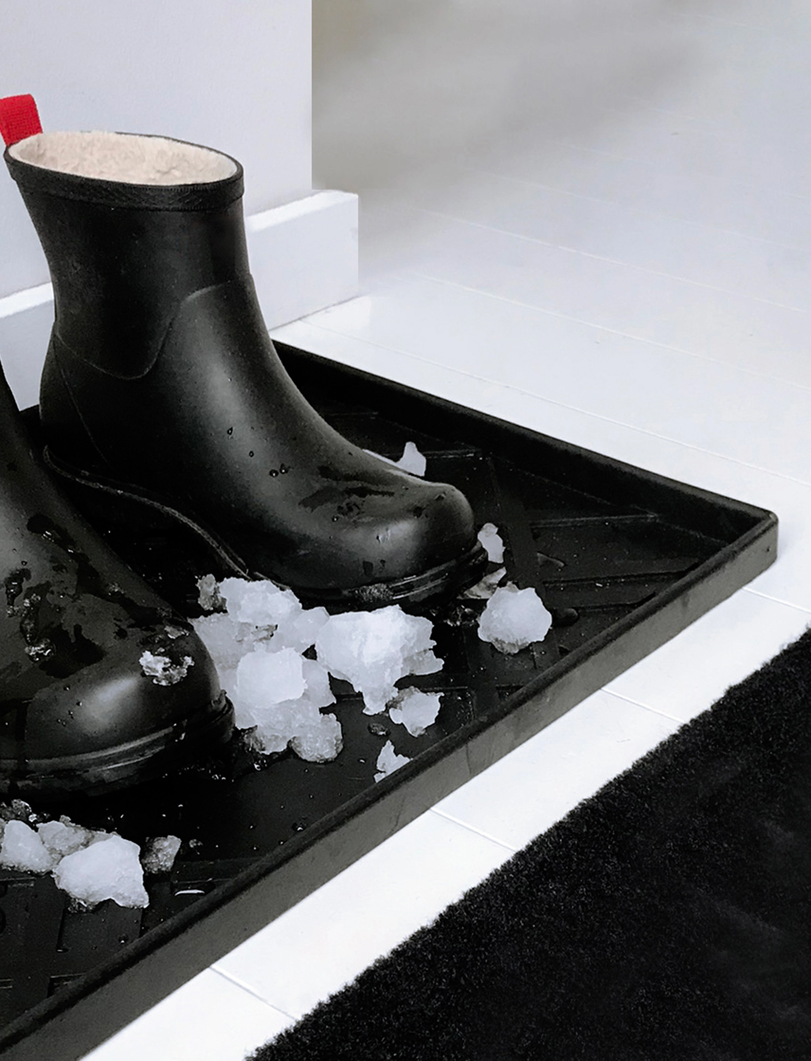 tica copenhagen - Shoe and boot tray rubber - skoreoler & skobakker - lines design - 4