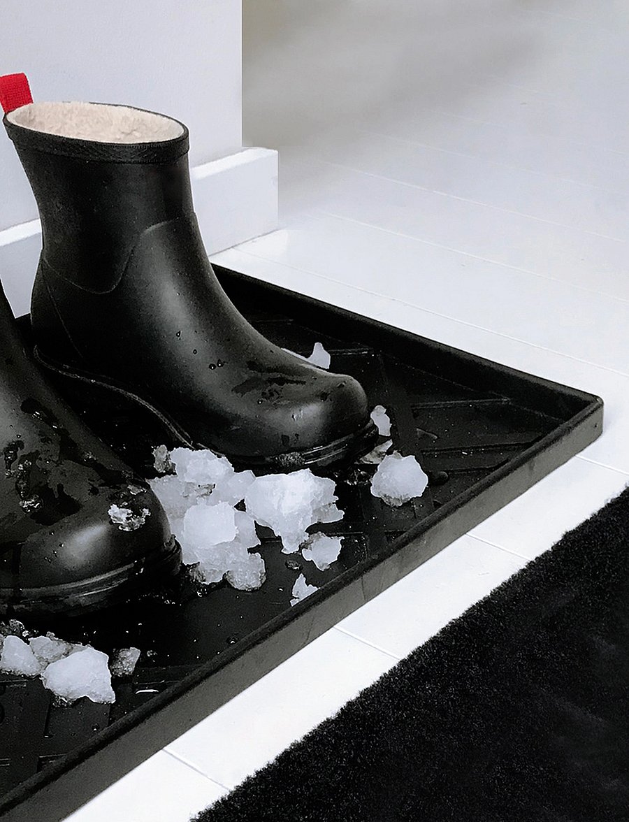 tica copenhagen - Shoe and boot tray rubber - schuhregale und tabletts - lines design - 4