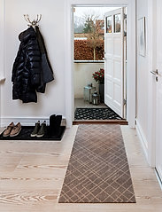 tica copenhagen - Doormat rubber, 90x60 cm - doormats - lines design - 8