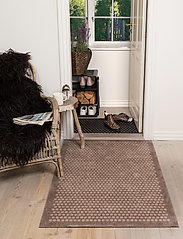tica copenhagen - Floormat polyamide, 130x90 cm, dot design - durų kilimėliai - sand/beige - 6