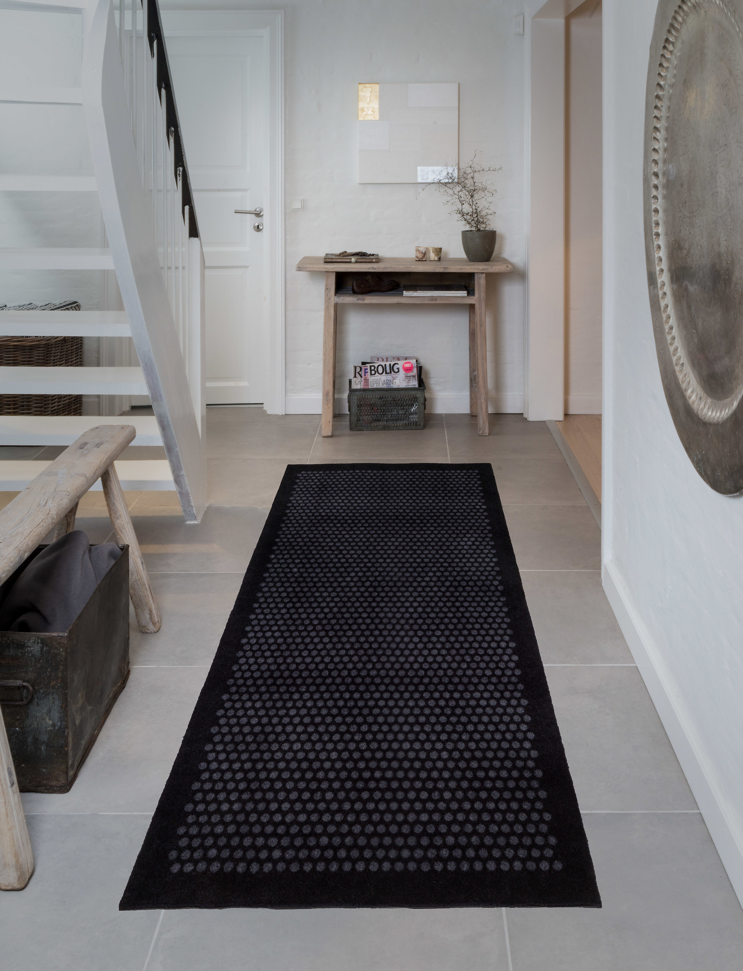 tica copenhagen - Floormat polyamide, 200x90 cm, dot design - hallmattor - black/grey - 5