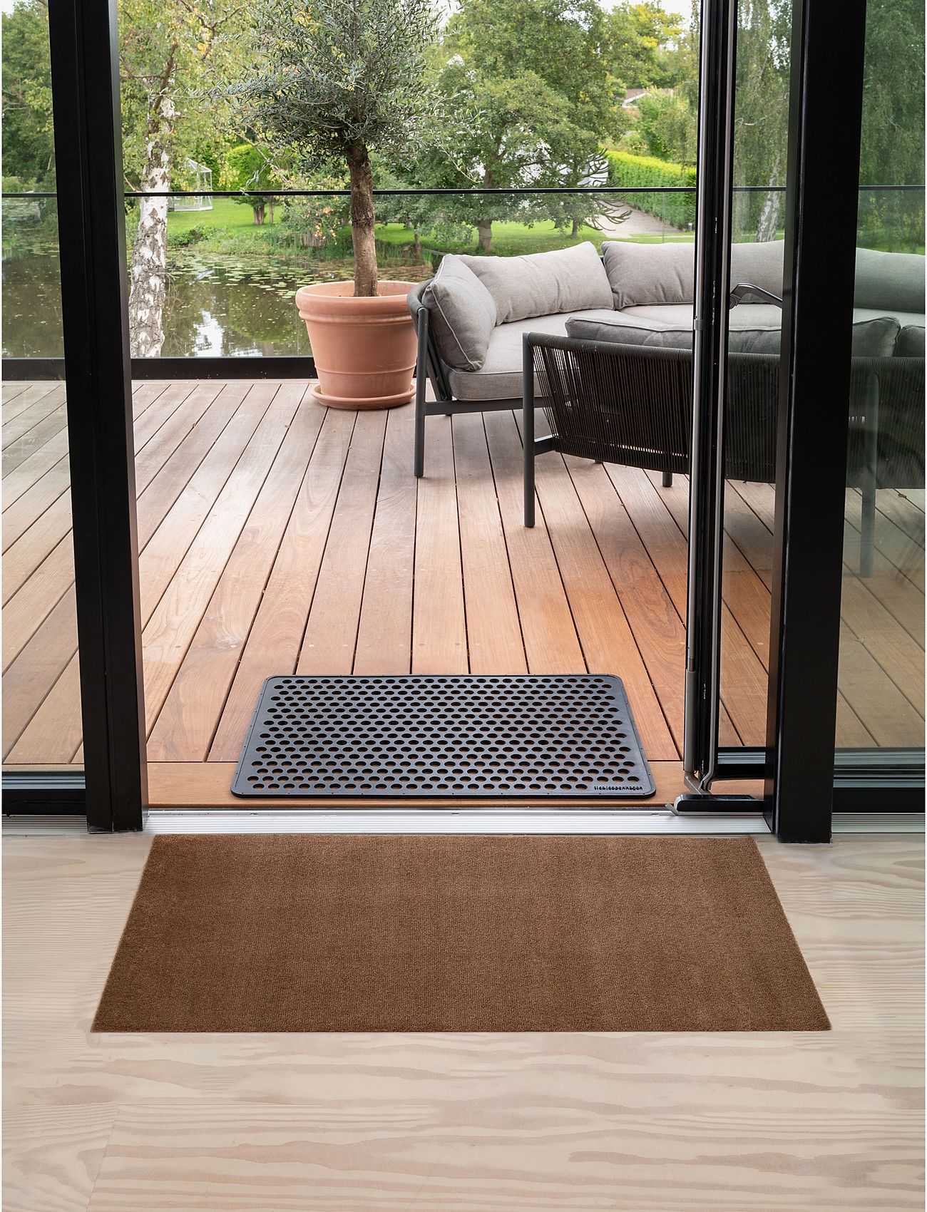 tica copenhagen - Floormat/carpet cognac 67x120 cm - geschenke unter 100€ - brown - 2
