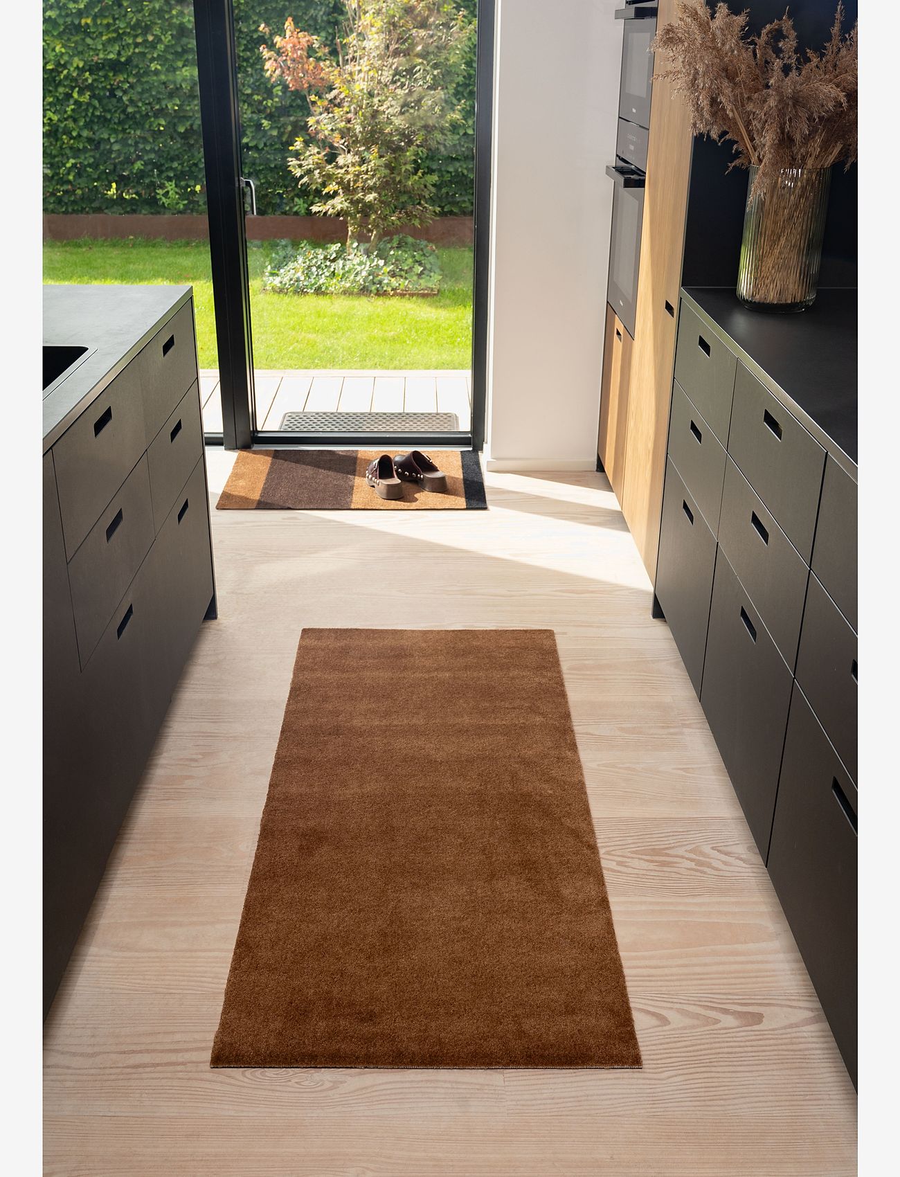 tica copenhagen - Floormat/carpet cogna 90x200 cm - bath rugs - brown - 3