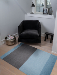 tica copenhagen - Carpet stripes horizon - türmatten - blue/steelgrey - 4