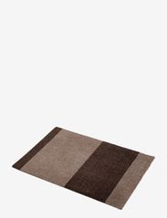 tica copenhagen - Floormat stripes horizon - de laveste prisene - sand/brown - 1
