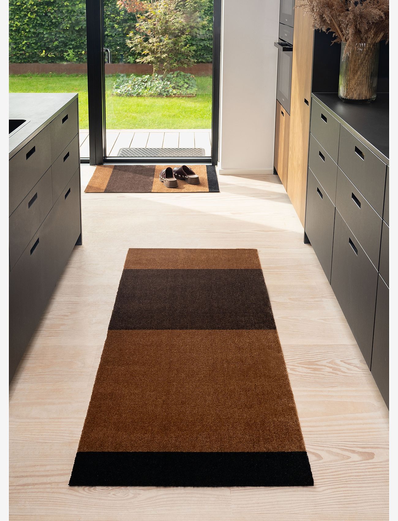 tica copenhagen - Floormat/carpet cognac stripes 60x90 cm - hallmattor - brown - 4