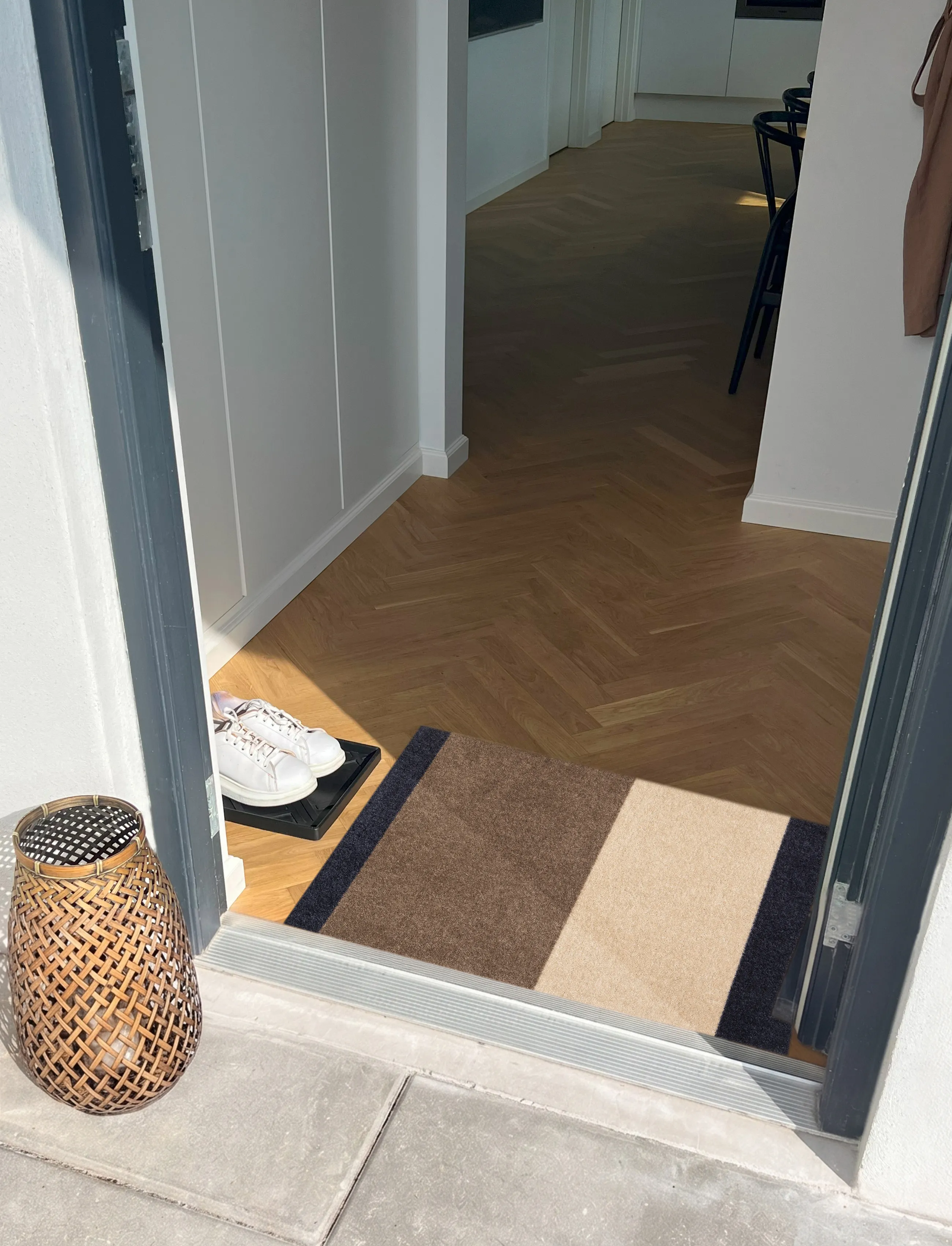 tica copenhagen - Floormat, Stripes, Blue grey/Sand/Ivory, 60x90x0,7 - bluegrey/9ivory/sand - 0