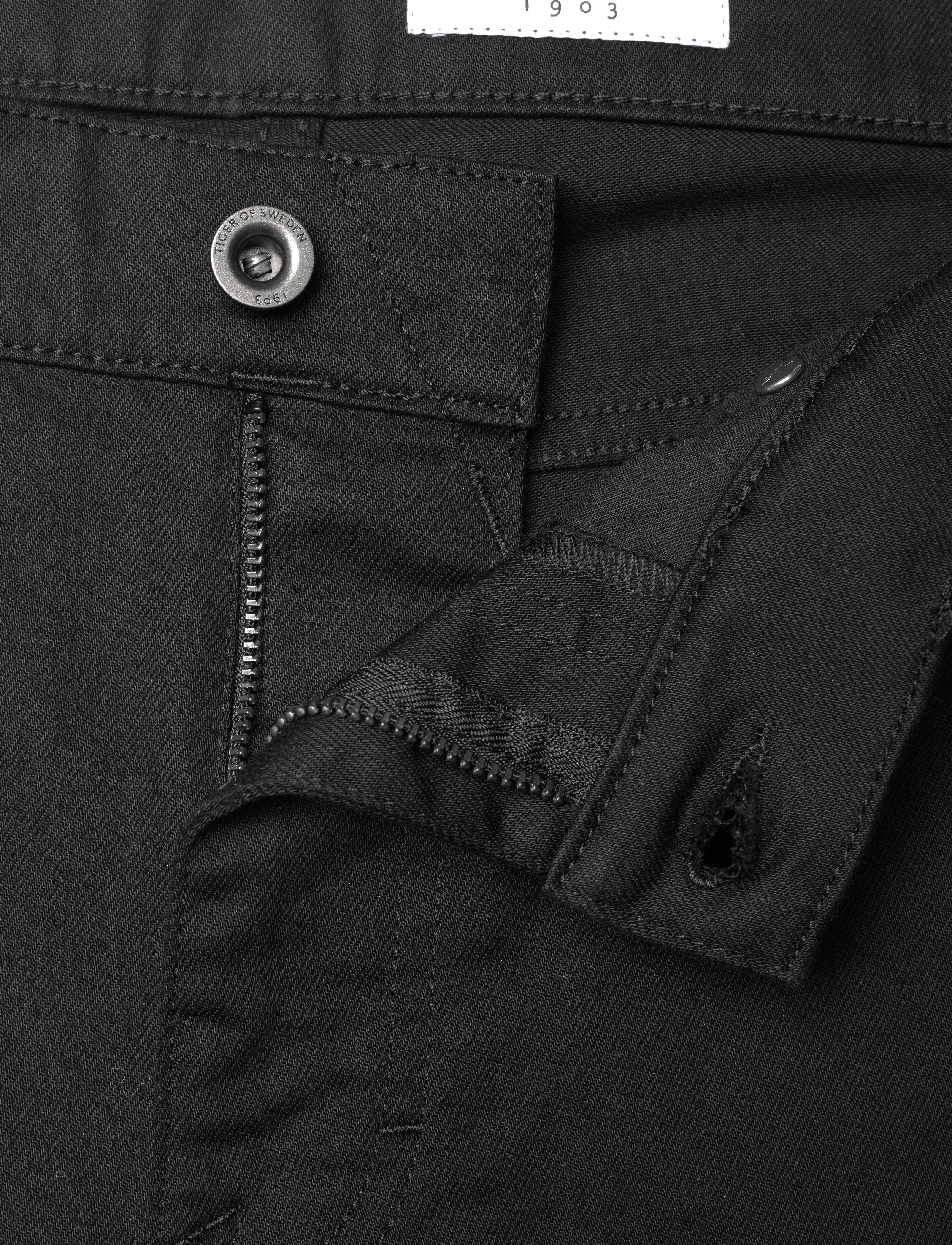 Tiger of Sweden - EVOLVE - black - 2