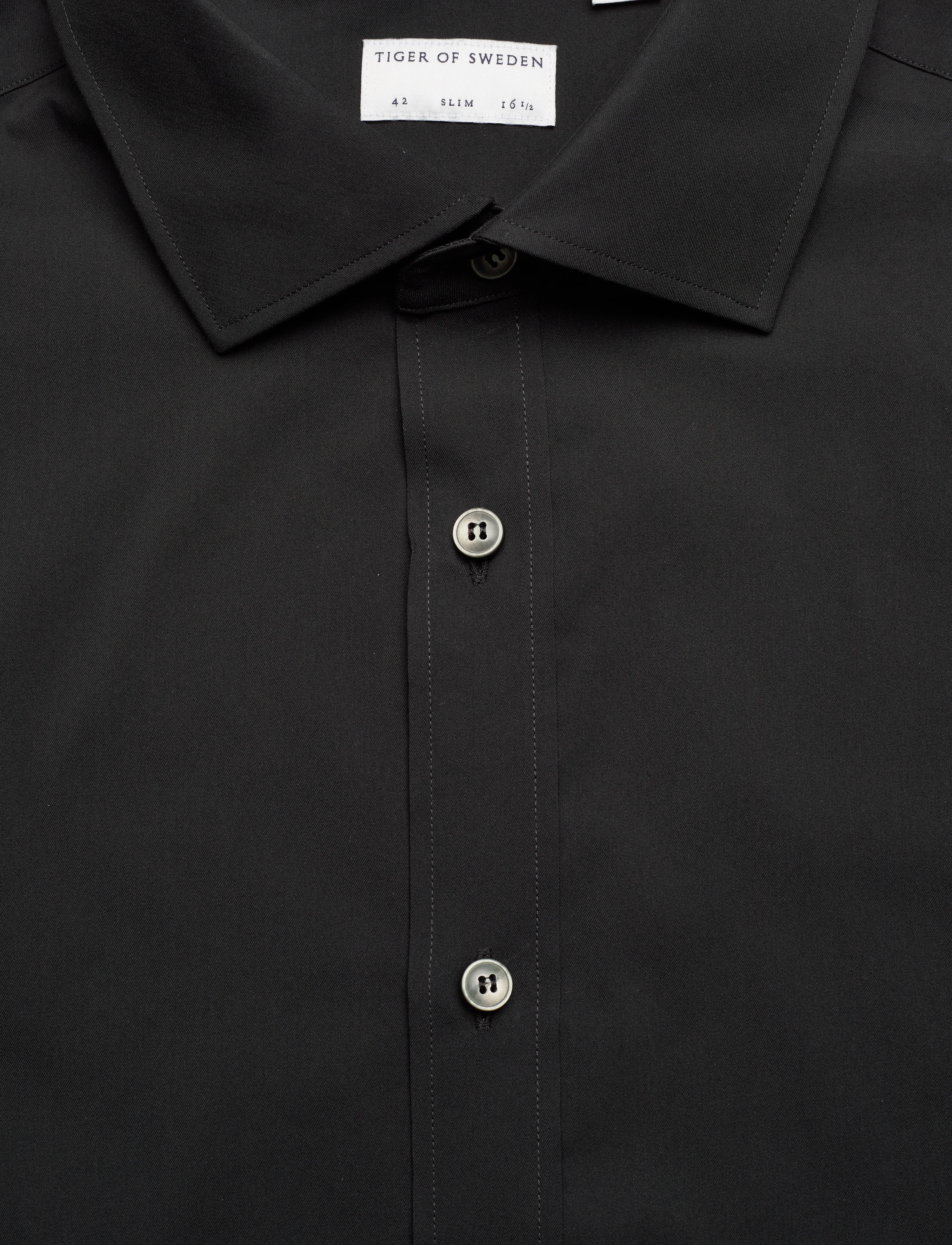 Tiger of Sweden - ADLEY C - tavalised t-särgid - black - 2