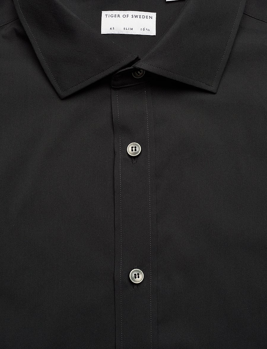 Tiger of Sweden - ADLEY C - tavalised t-särgid - black - 2