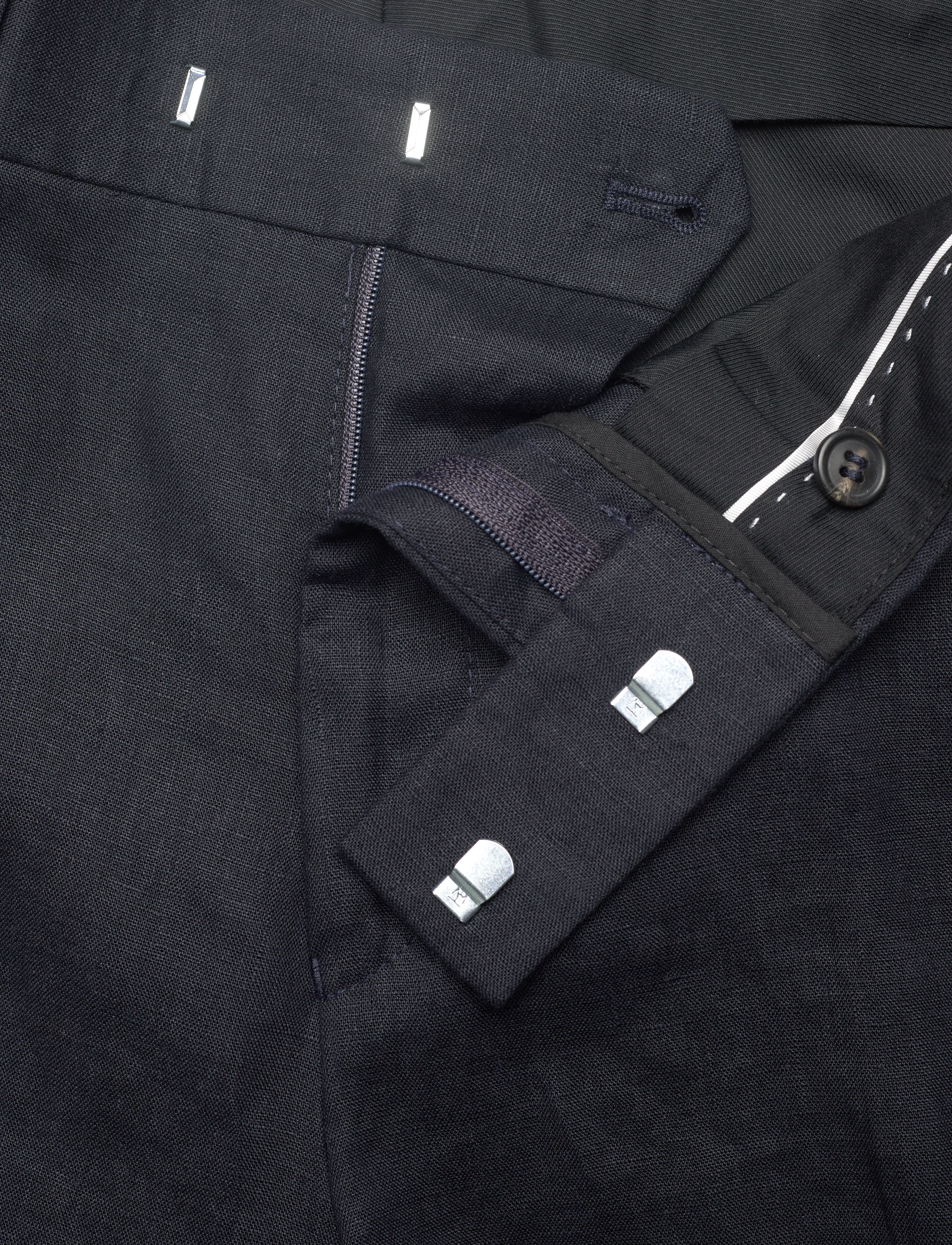 Tiger of Sweden - Thiago - linen shorts - midnight blue - 3