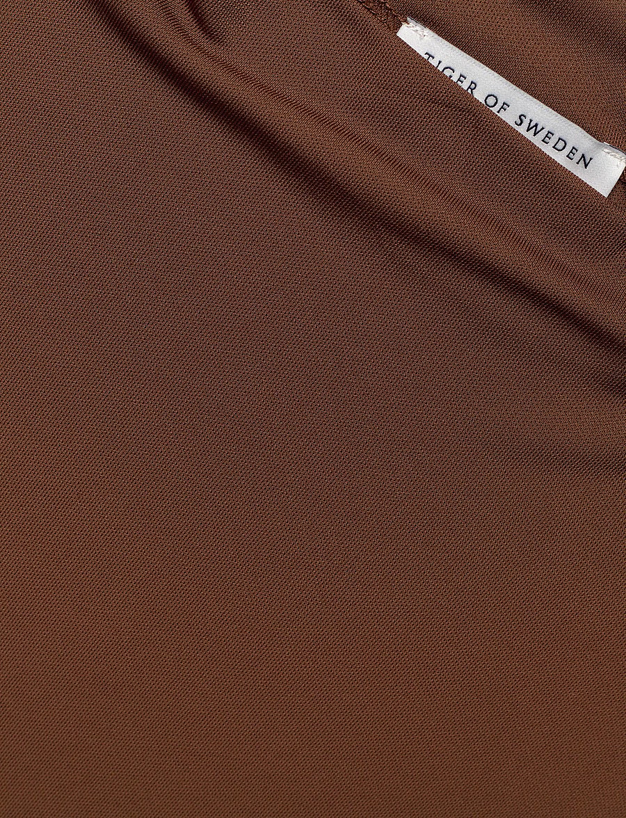 Tiger of Sweden - ALITTA - t-shirts - bovini brown - 2