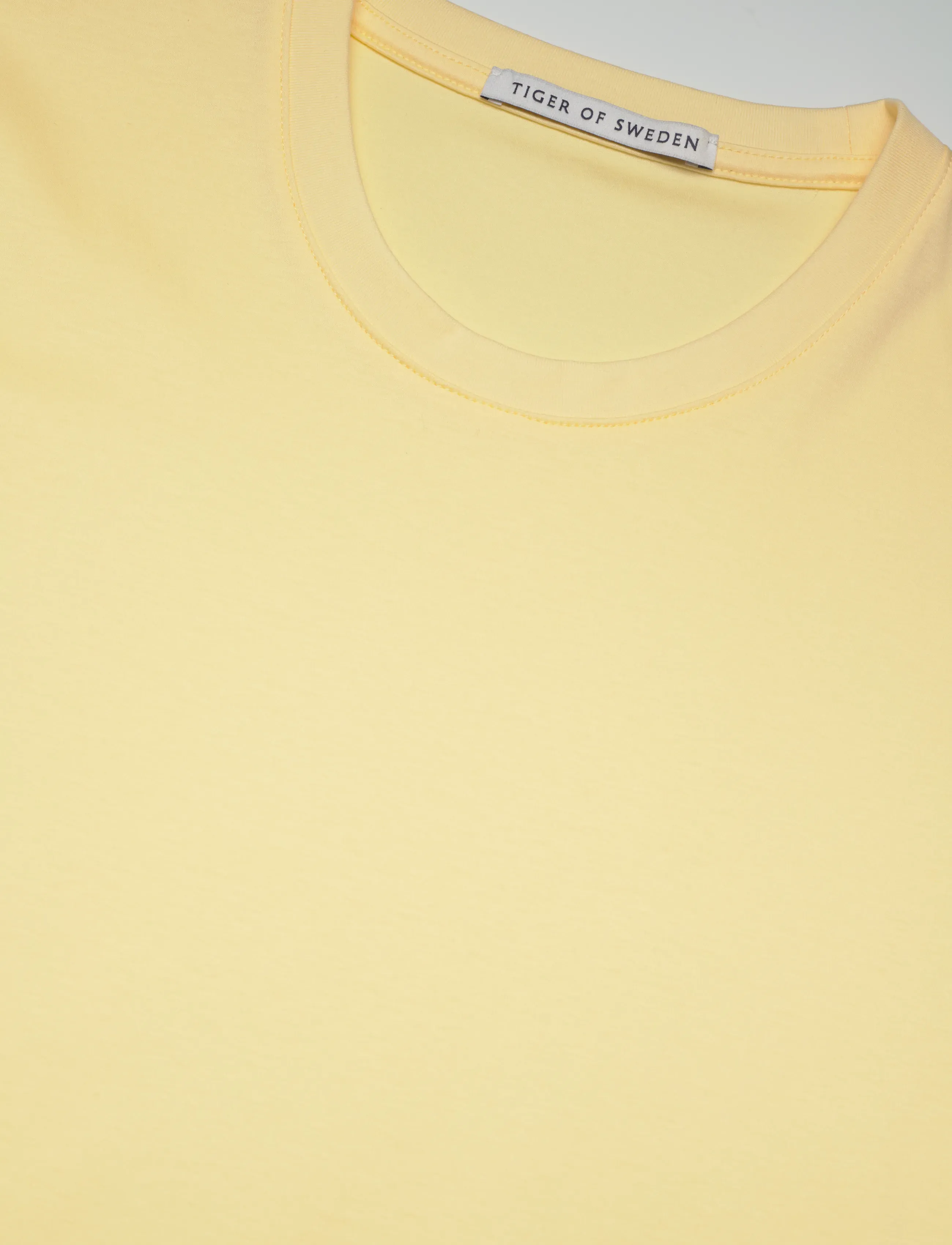 Tiger of Sweden - SIRU - t-shirts - buttermilk scotch - 5