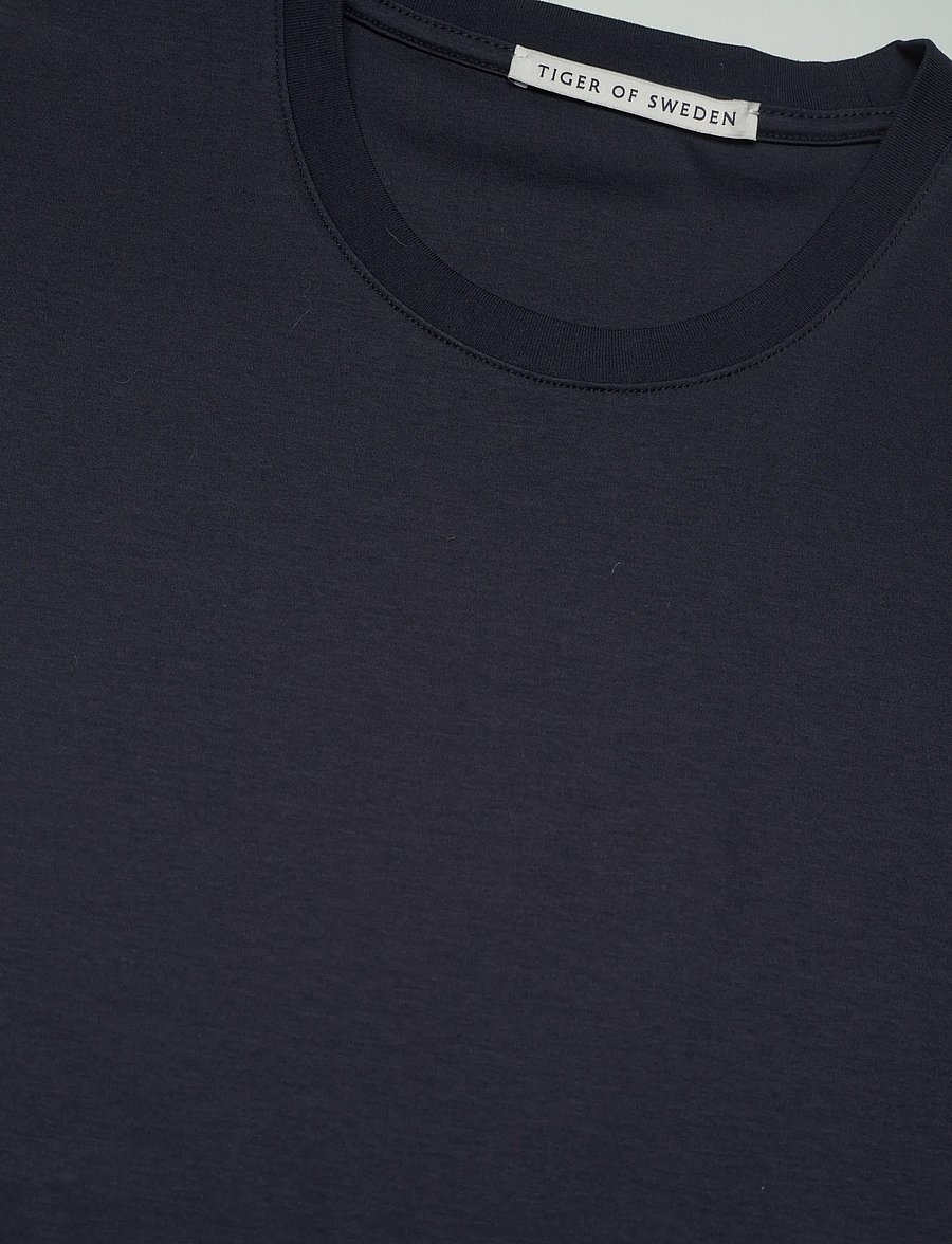 Tiger of Sweden - SIRU - t-shirts - night sky - 2