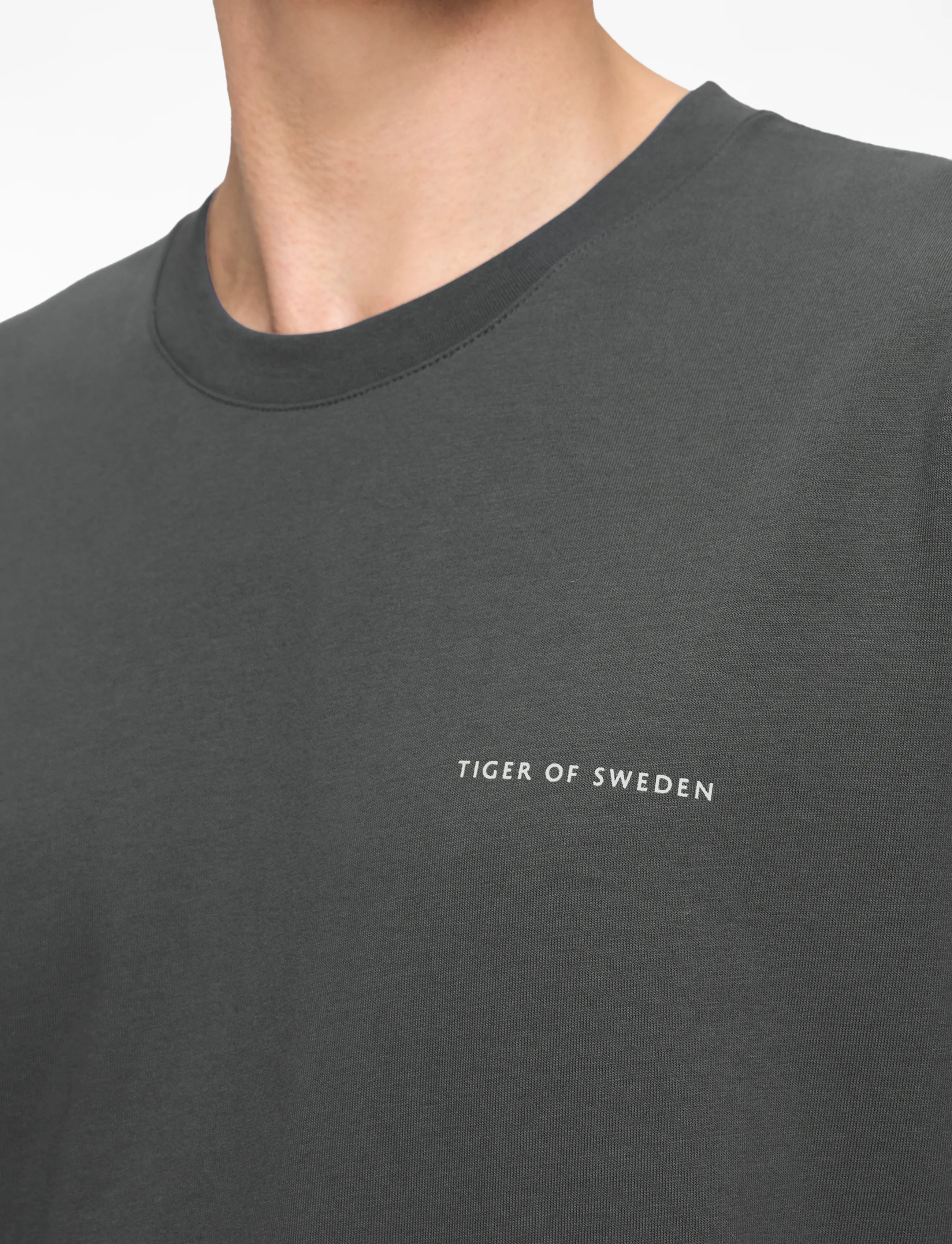 Tiger of Sweden - PRO - lühikeste varrukatega t-särgid - shadow grey - 5