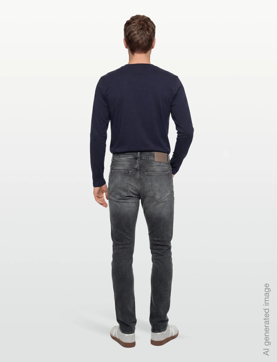 Tiger of Sweden - EVOLVE - liibuvad teksad - black - 4