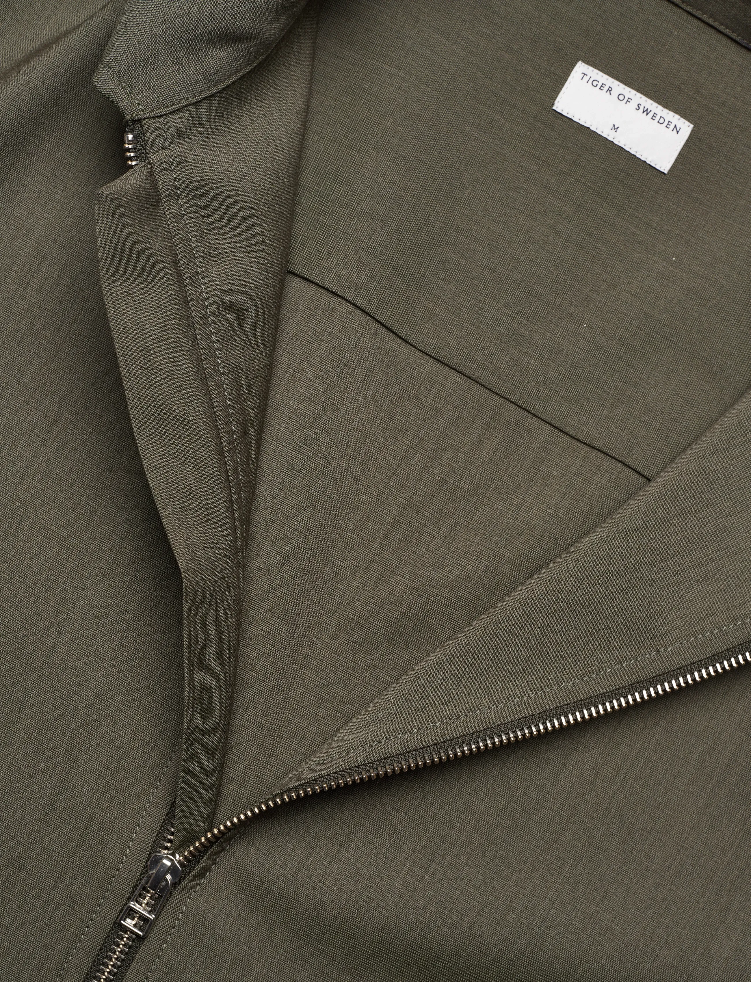 Tiger of Sweden - BARNABY ZIP - Õhukesed jakid - dusty green - 2