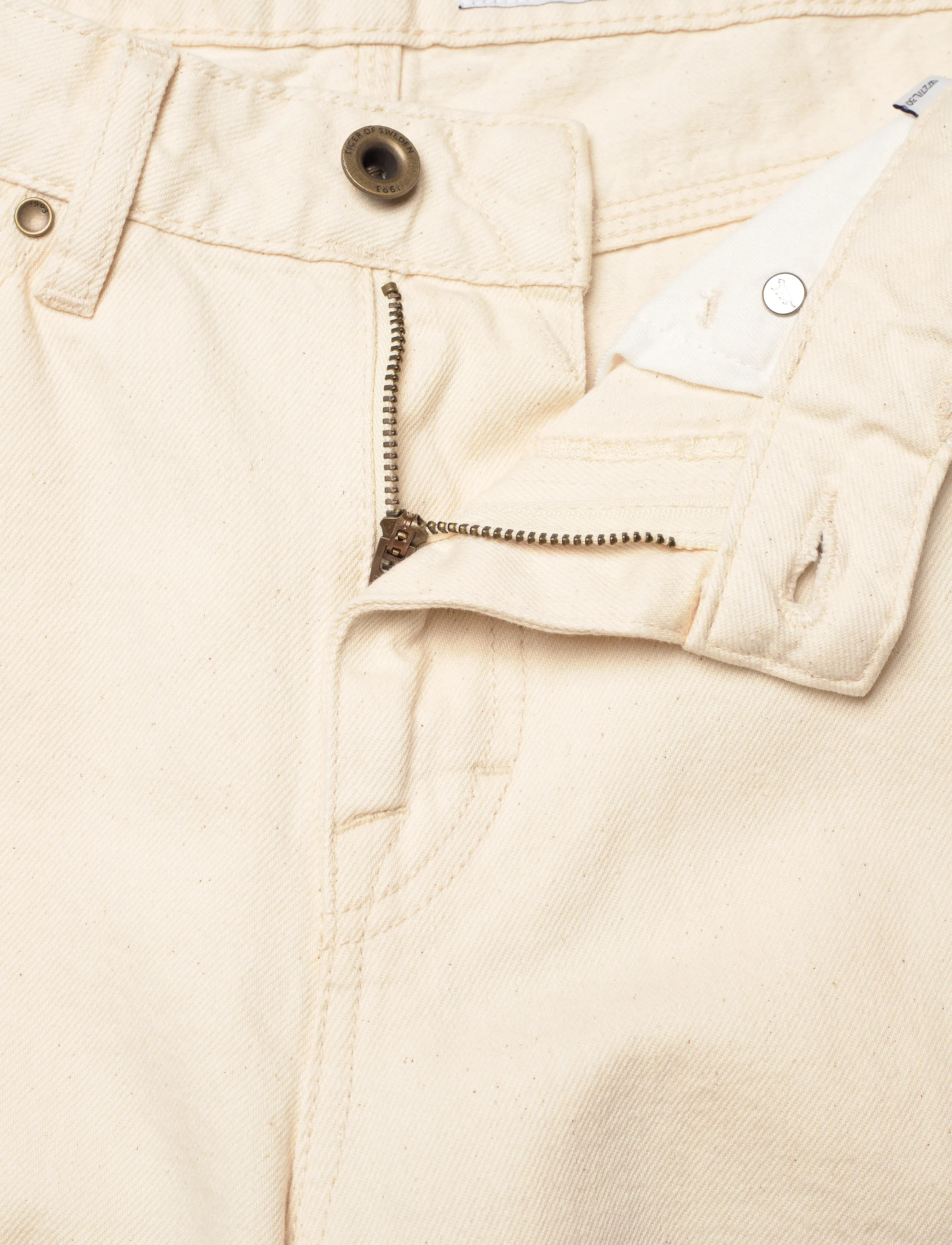 Tiger of Sweden - KINNE CONTROL - wide leg jeans - ecru denim - 3
