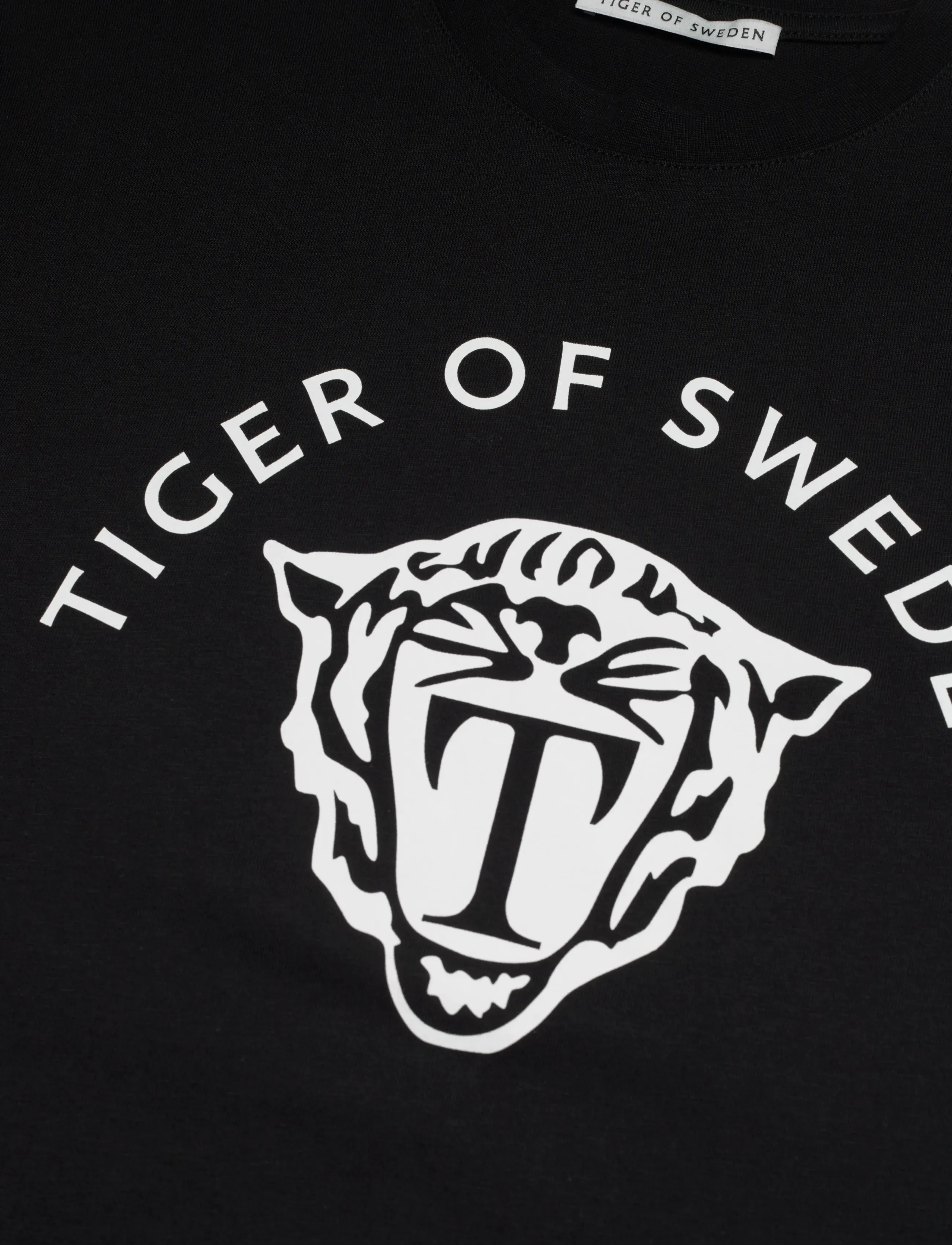 Tiger of Sweden - DILLAN - lühikeste varrukatega t-särgid - black - 5