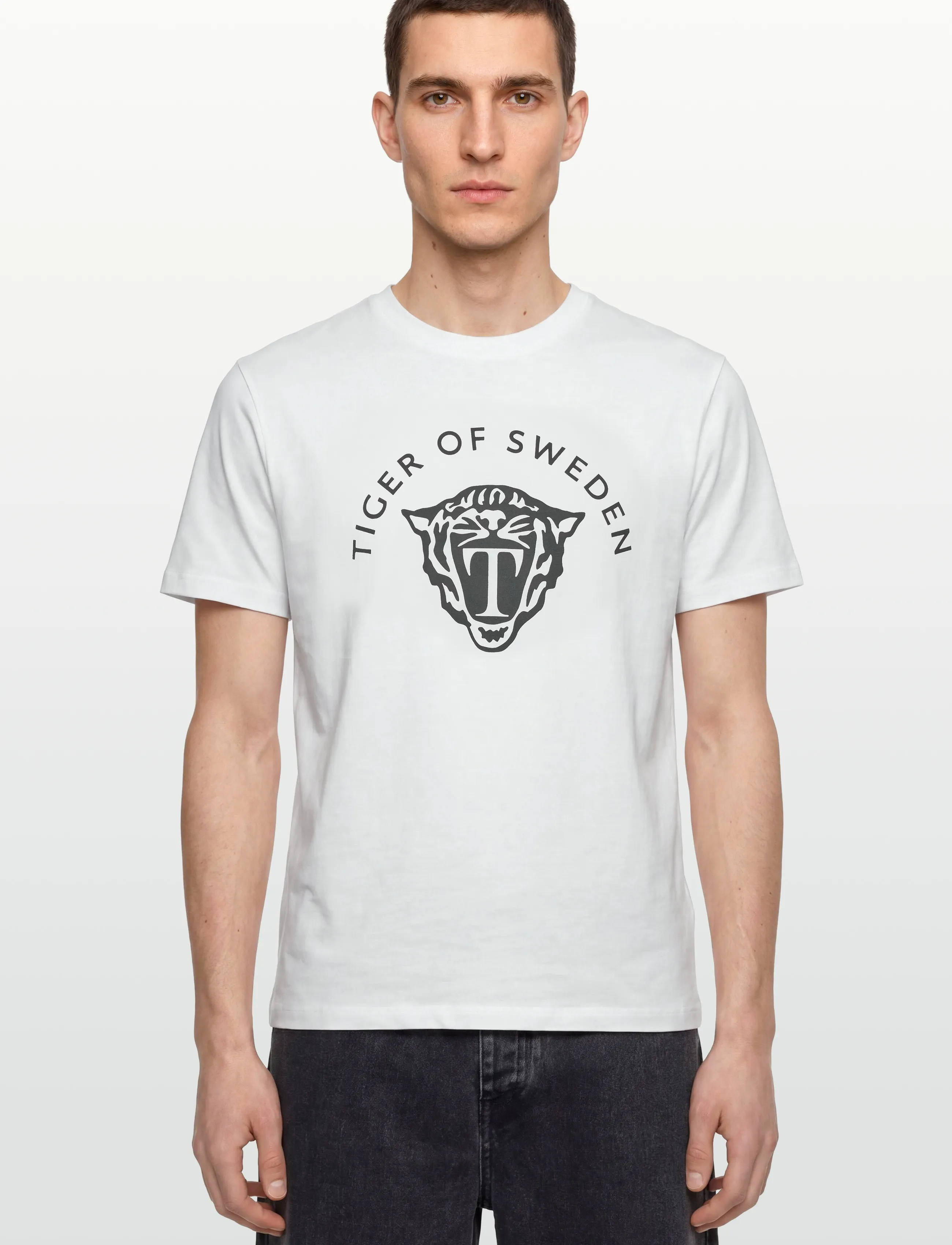 Tiger of Sweden - DILLAN - short-sleeved t-shirts - pure white - 3