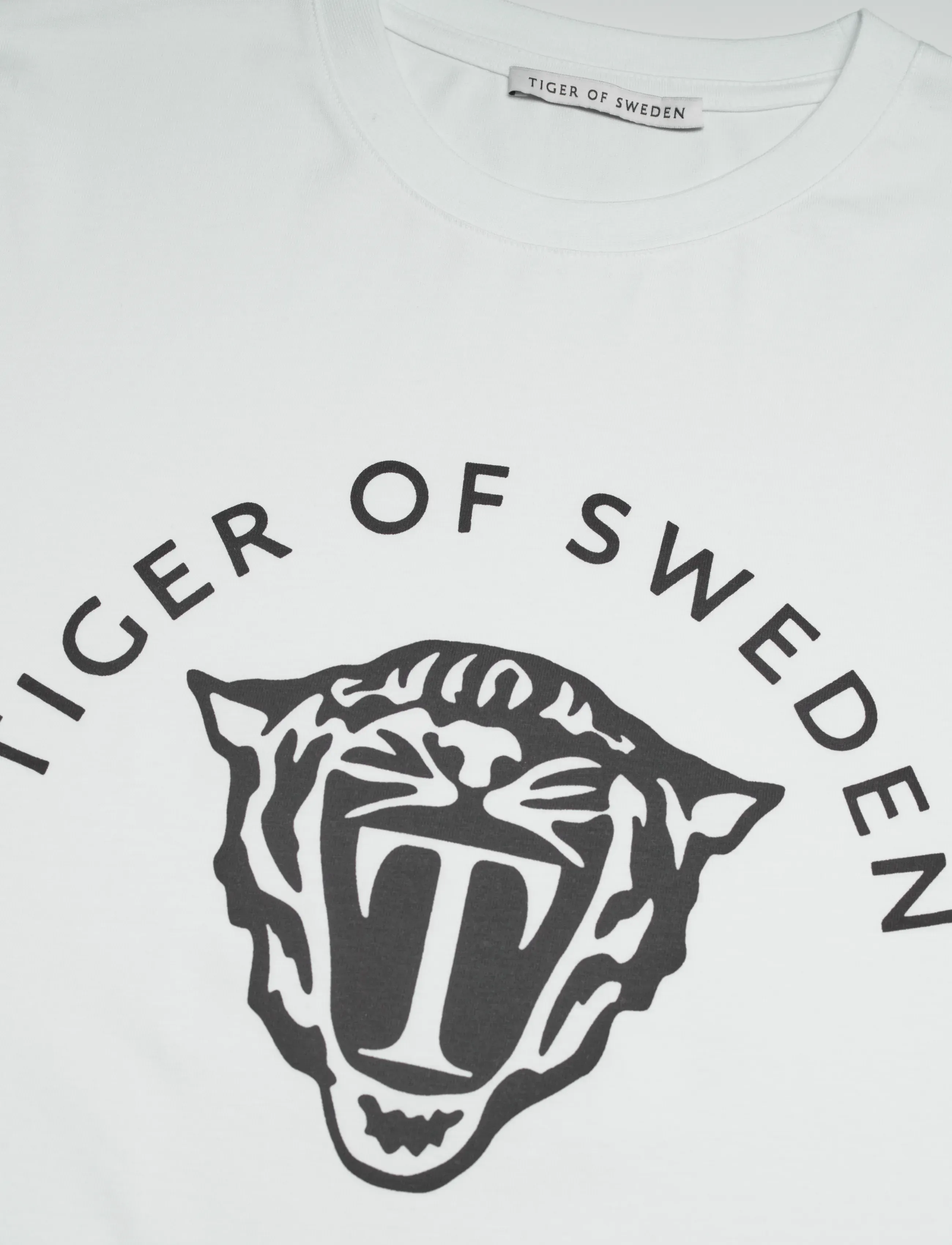 Tiger of Sweden - DILLAN - kortærmede t-shirts - pure white - 2